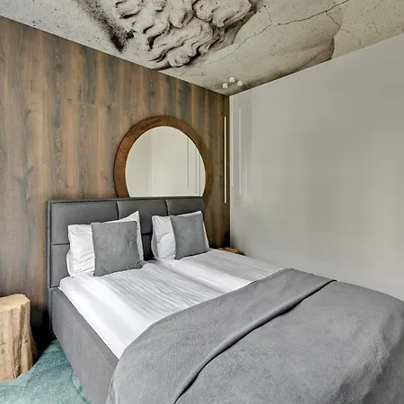 Saint Barbara With Parking Apartamento Gdansk